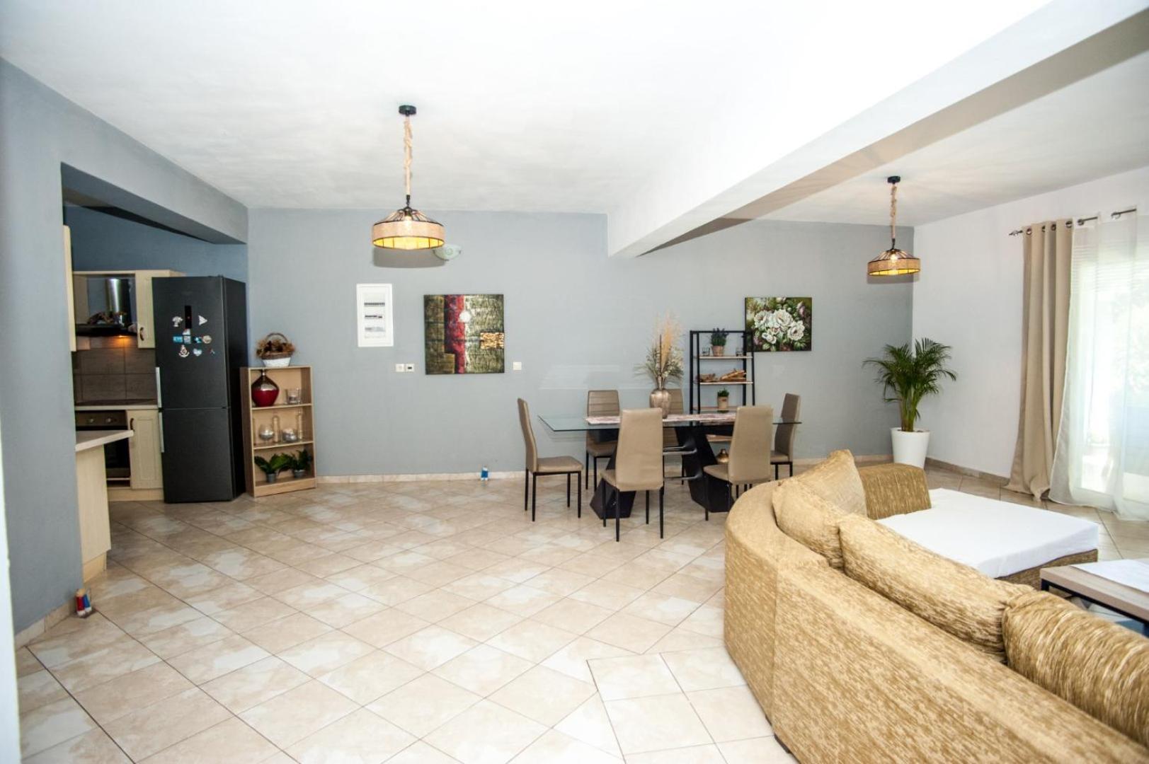 Gravanis Ir Home Pesadha ภายนอก รูปภาพ