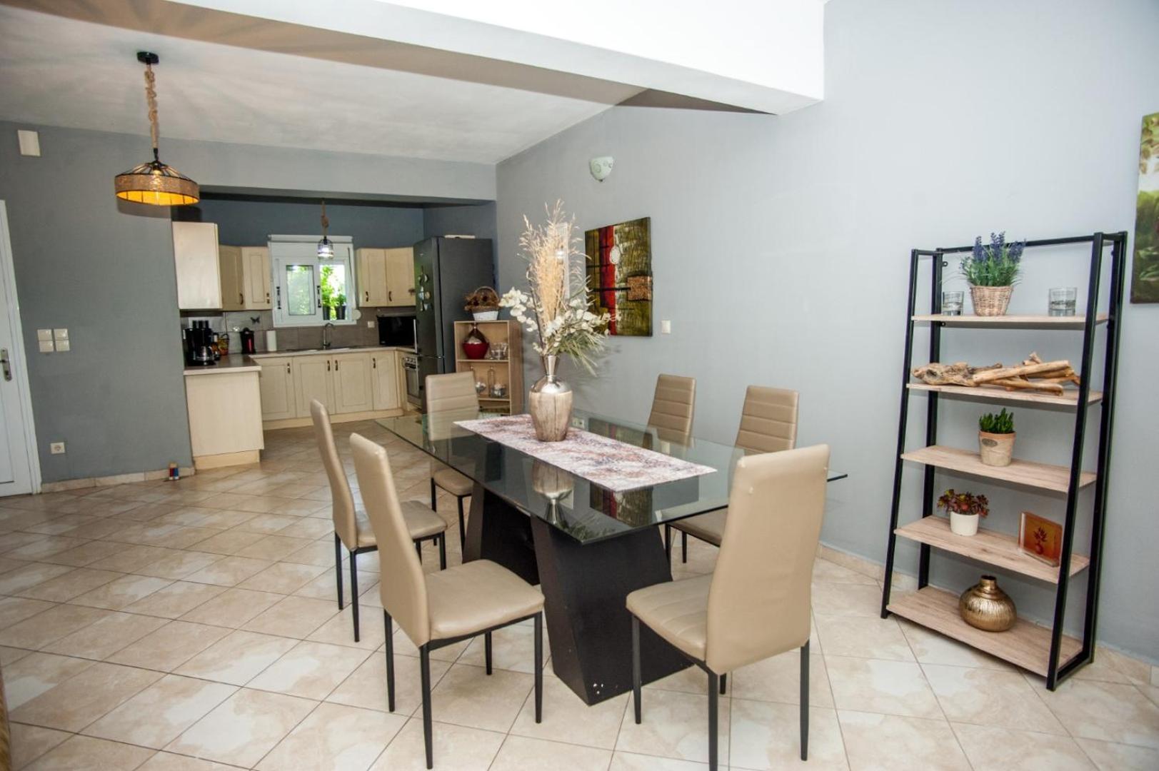 Gravanis Ir Home Pesadha ภายนอก รูปภาพ