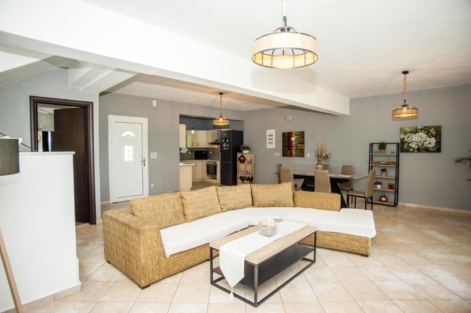 Gravanis Ir Home Pesadha ภายนอก รูปภาพ